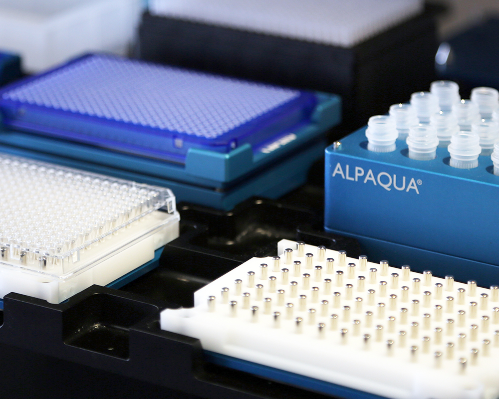 384LE Post Magnet Plate for Low-Volume Elutions in 384-well PCR Plates -  Alpaqua